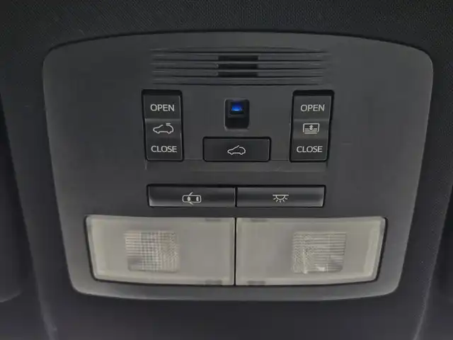 トヨタ ハリアー プレミアム アドバンスドP 鹿児島県 2014(平26)年 8万km スパークリングブラックパールクリスタルシャイン ムーンルーフ　/ＪＢＬサウンドシステム　/アダプティブクルーズコントロール　/パノラミックビューモニター　/インテリジェントクリアランスソナー　/プリクラッシュセーフティシステム　/パワーバックドア/純正アルミホイール(18インチ)/Bluetoothオーディオ/iQ充電/前後コーナーセンサー/横滑り防止装置/レーンキープアシスト/プッシュスタート/スマートキー/バックカメラ/LEDヘッドライト