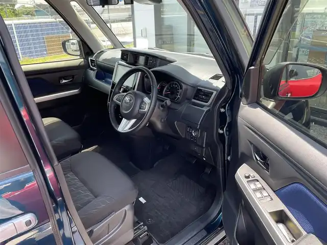 トヨタ タンク カスタムG－T 千葉県 2019(平31)年 1.7万km ブラックマイカメタリック/レーザーブルークリスタルシャイン 2トーン 純正9インチナビ/（TV/CD/DVD/Bluetooth/AM/FM)/衝突被害軽減システム/クルーズコントロール/両側パワースライドドア/横滑り防止装置/ETC/ドライブレコーダー/アイドリングストップ/LEDヘッドライト/フォグランプ/オートライト/ウィンカーミラー/電動格納ミラー/純正15インチAW/シートリフター/プッシュスタート/スマートキー/フロアマット/ドアバイザー/スペアキー/取扱説明書/保証書
