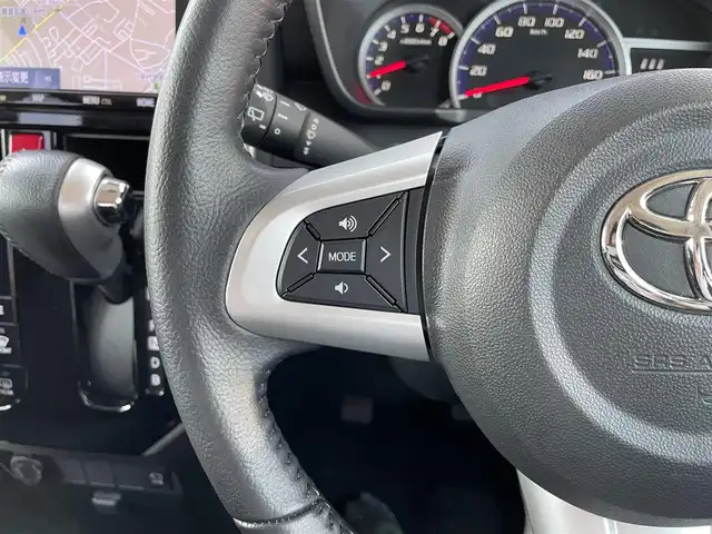 トヨタ タンク カスタムG－T 千葉県 2019(平31)年 1.7万km ブラックマイカメタリック/レーザーブルークリスタルシャイン 2トーン 純正9インチナビ/（TV/CD/DVD/Bluetooth/AM/FM)/衝突被害軽減システム/クルーズコントロール/両側パワースライドドア/横滑り防止装置/ETC/ドライブレコーダー/アイドリングストップ/LEDヘッドライト/フォグランプ/オートライト/ウィンカーミラー/電動格納ミラー/純正15インチAW/シートリフター/プッシュスタート/スマートキー/フロアマット/ドアバイザー/スペアキー/取扱説明書/保証書