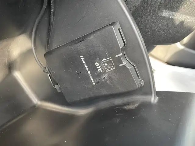 ホンダ ステップワゴン スパーダ Z クールスピリット 宮崎県 2012(平24)年 6.8万km プレミアムスパークルブラックパール 純正ナビ(VXM-122VF)/フルセグTV/Bluetooth/DVD/CD/FMAM/両側パワースライドドア/キセノンヘッドライト/17インチ純正アルミ/オートライト/横滑り防止装置/クルーズコントロール(追従なし)/アイドリングストップ