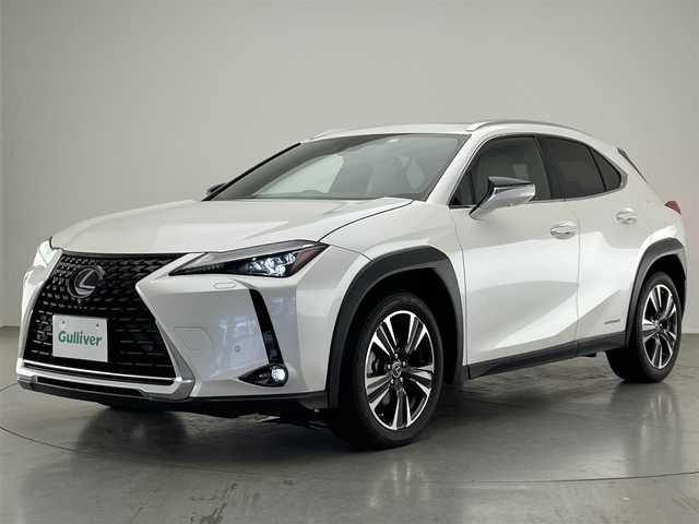 レクサス ＵＸ 250h バージョンL 愛知県 2020(令2)年 5.1万km ソニッククォーツ 純正ナビ　フルセグＴＶ　全方位カメラ　ムーンルーフ　白革　シートヒーター　エアシート　パワーバックドア　ＢＳＭ　ＨＵＤ　ルーフレール　衝突軽減　追従クルコン　三眼ＬＥＤオートライト　ワイヤレス充電　ハンドルヒーター　ETC２．０　レクサスセーフティシステム　メモリシート　禁煙車