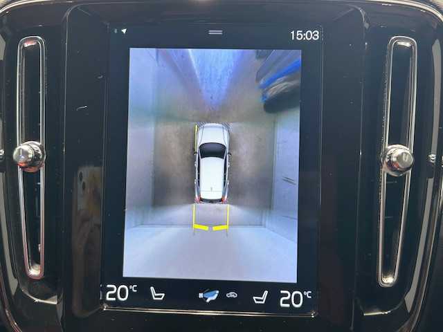 ボルボ ＸＣ４０ T4 AWD インスクリプション 宮城県 2019(平31)年 6.1万km クリスタルホワイトP ワンオーナー/４WD/インテリセーフ/・衝突回避・軽減フルオートブレーキシステム/・パイロットアシスト/・全車速追従機能付きアダプティブ・クルーズ・コントロール/・衝突時ブレーキ保持機能/・ドライバー・アラート・コントロール/・レーン・キーピング・エイド/・ブラインドスポット・インフォメーション・システム/・急接近車両警告機能/・オートブレーキ機能付クロス・トラフィック・アラート/・ロード・サイン・インフォメーション/・アクティブ・ハイビーム/・360°ビューカメラ/・ランオフロード・プロテクション/・ランオフロード・ミティゲーション/・オンカミング・レーン・ミティゲーション/・被追突時警告機能（静止時オートブレーキ機能付き）/自動駐車システム/パーキングアシスト/ハーマンカードン/純正ナビTV/Bluetooth/Apple Car Play/９インチタッチスクリーン/純正ETC/前後コーナーセンサー/パワーシート/シートメモリー/シートヒーター/ステアリングヒーター/電動テールゲート/フットトランクオープナー/純正LEDヘッドライト/純正フロアマット/純正アルミホイール
