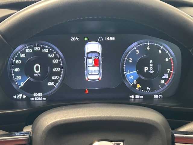 ボルボ ＸＣ４０ T4 AWD インスクリプション 宮城県 2019(平31)年 6.1万km クリスタルホワイトP ワンオーナー/４WD/インテリセーフ/・衝突回避・軽減フルオートブレーキシステム/・パイロットアシスト/・全車速追従機能付きアダプティブ・クルーズ・コントロール/・衝突時ブレーキ保持機能/・ドライバー・アラート・コントロール/・レーン・キーピング・エイド/・ブラインドスポット・インフォメーション・システム/・急接近車両警告機能/・オートブレーキ機能付クロス・トラフィック・アラート/・ロード・サイン・インフォメーション/・アクティブ・ハイビーム/・360°ビューカメラ/・ランオフロード・プロテクション/・ランオフロード・ミティゲーション/・オンカミング・レーン・ミティゲーション/・被追突時警告機能（静止時オートブレーキ機能付き）/自動駐車システム/パーキングアシスト/ハーマンカードン/純正ナビTV/Bluetooth/Apple Car Play/９インチタッチスクリーン/純正ETC/前後コーナーセンサー/パワーシート/シートメモリー/シートヒーター/ステアリングヒーター/電動テールゲート/フットトランクオープナー/純正LEDヘッドライト/純正フロアマット/純正アルミホイール