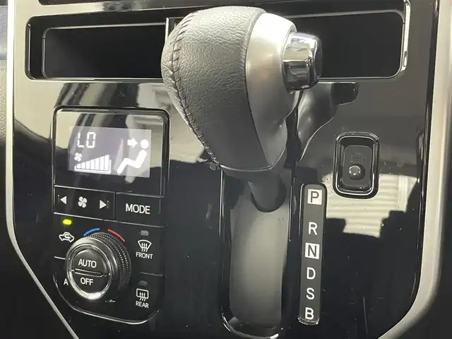 トヨタ ルーミー カスタムG S 茨城県 2018(平30)年 8.8万km パールホワイトⅢ 純正9インチナビ/AM/FM/BT/フルセグ/DISC/SD//バックカメラ/ビルトインETC/両側電動スライドドア/ドライブレコーダー/アイドリングストップ/クルーズコントロール/純正フロアマット/ドアバイザー/オートライト/スペアキー/スマートキー/プッシュスタート