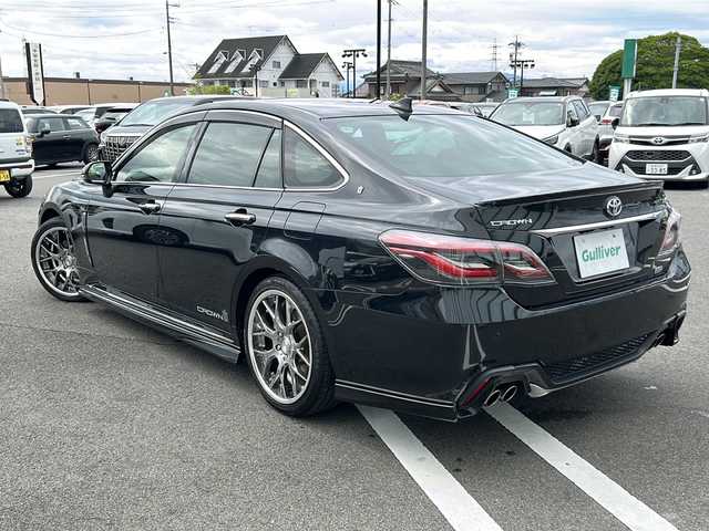 トヨタ クラウン ハイブリッド RS アドバンス 岐阜県 2021(令3)年 7万km プレシャスブラックパール ディスプレイオーディオ /全方位カメラ　/フルセグ　/衝突被害軽減システム　/ETC　/スマートキー/ドライブレコーダー前方/クルーズコントロール追従走行あり/ワンオーナー/パワーシート運転席・助手席/コーナーセンサー前後/プッシュスタート/保証書/取扱説明書/パワーステアリング/パワーウィンドウ/エアコンAAC/Blue tooth接続/CDチェンジャー/純正フロアマット/レザーシート/シートヒーター運転席・助手席/エアシート運転席・助手席/社外アルミホイール/ABS/横滑り防止装置/レーンキープアシスト/盗難防止装置/オートライト/LEDヘッドライト　/エアバッグW