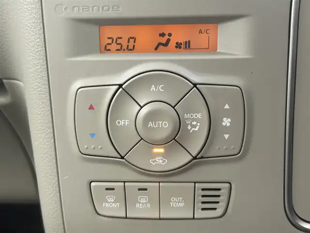スズキ ラパン X 岡山県 2016(平28)年 3.4万km フレンチミントパールメタリック プッシュスタート/スマートキー/ETC/フルセグテレビ/純正SDナビ/純正フロアマット/シートヒーター/純正アルミホイール/横滑り防止/オートライト/純正キセノンヘッドライト/衝突被害軽減システム/パワーステアリング/パワーウィンドウ/Bluetooth接続