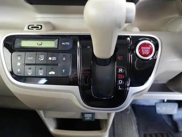 ホンダ Ｎ ＢＯＸ G 静岡県 2014(平26)年 7.7万km スマートブラック パイオニア　Bluetoothオーディオ/　AM.FM/BT/USB/ETC/LED室内灯/社外LEDヘッドライト／スモール灯／ナンバー灯/運転席シートリフター/スマートキー/プッシュスタート/プライバシーガラス/純正フロアマット/保証書