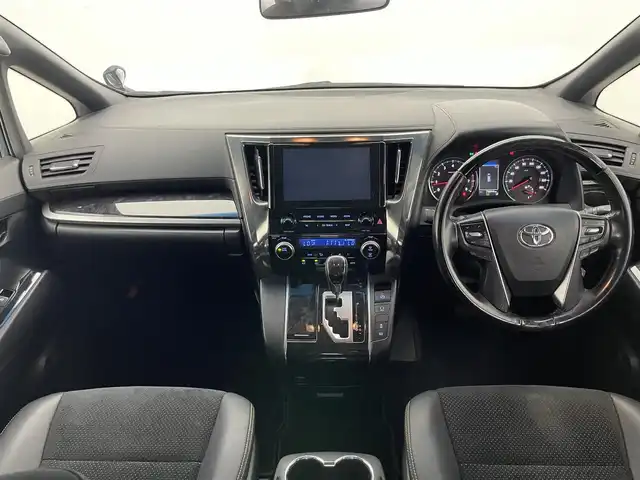 トヨタ アルファード S タイプゴールド 愛知県 2020(令2)年 7.7万km スパークリングブラックパールクリスタルシャイン 純正ディスプレイ　フルセグＴＶ　ＤＶＤデッキ　純正１２．１型後席モニター　電動リアゲート　両側パワースライドドア　トヨタセーフティセンス　衝突軽減　追従クルコン　ＬＥＤオ－トライト　ＡＣ１００Ｖ　フォグランプ　オットマン　ハーフレザーシート　電動パーキングブレーキ　コーナーセンサー　ステアリングスイッチ　禁煙車