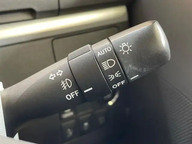 ダイハツ タント カスタム X トップED SA 岩手県 2015(平27)年 6.4万km パールホワイトⅢ ４WD/社外ナビ（Bluetooth CD DVD USB フルセグ）/衝突被害軽減ブレーキ/片側パワースライドドア/スマートアシスト/バックカメラ/アイドリングストップ/誤発進抑制機能/ステアリングスイッチ/LEDヘッドライト/横滑り防止装置/純正１４インチアルミホイール/フォグランプ/オートエアコン/オートライト/ロールサンシェード/ベンチシート/ドアミラーウインカー