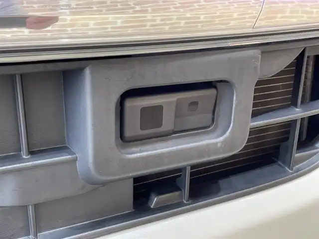 ダイハツ タント カスタム X トップED SA 岩手県 2015(平27)年 6.4万km パールホワイトⅢ ４WD/社外ナビ（Bluetooth CD DVD USB フルセグ）/衝突被害軽減ブレーキ/片側パワースライドドア/スマートアシスト/バックカメラ/アイドリングストップ/誤発進抑制機能/ステアリングスイッチ/LEDヘッドライト/横滑り防止装置/純正１４インチアルミホイール/フォグランプ/オートエアコン/オートライト/ロールサンシェード/ベンチシート/ドアミラーウインカー