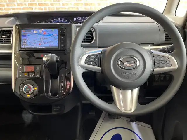 ダイハツ タント カスタム X トップED SA 岩手県 2015(平27)年 6.4万km パールホワイトⅢ ４WD/社外ナビ（Bluetooth CD DVD USB フルセグ）/衝突被害軽減ブレーキ/片側パワースライドドア/スマートアシスト/バックカメラ/アイドリングストップ/誤発進抑制機能/ステアリングスイッチ/LEDヘッドライト/横滑り防止装置/純正１４インチアルミホイール/フォグランプ/オートエアコン/オートライト/ロールサンシェード/ベンチシート/ドアミラーウインカー