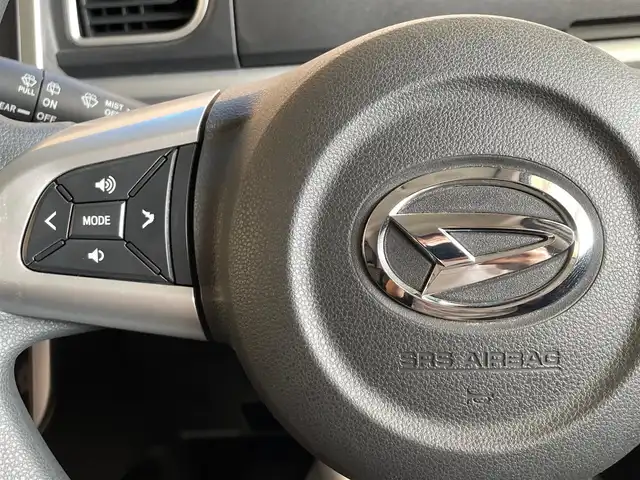 ダイハツ タント カスタム X トップED SA 岩手県 2015(平27)年 6.4万km パールホワイトⅢ ４WD/社外ナビ（Bluetooth CD DVD USB フルセグ）/衝突被害軽減ブレーキ/片側パワースライドドア/スマートアシスト/バックカメラ/アイドリングストップ/誤発進抑制機能/ステアリングスイッチ/LEDヘッドライト/横滑り防止装置/純正１４インチアルミホイール/フォグランプ/オートエアコン/オートライト/ロールサンシェード/ベンチシート/ドアミラーウインカー