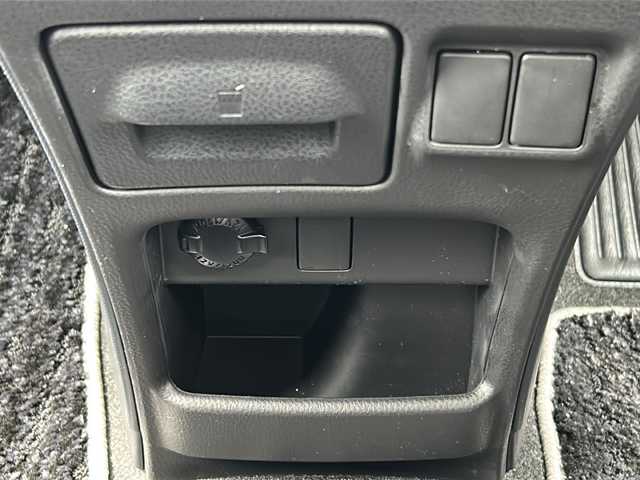 トヨタ ヴォクシー ZS 煌Ⅱ 三重県 2016(平28)年 3.5万km ブラック 純正ナビ/バックカメラ/両側パワースライドドア/ビルトインETC/スペアキー/LEDヘッドライト/オートハイビーム/LEDヘッドライト/純正フロアマット/レーンキープアシスト/衝突軽減ブレーキ/電動格納ミラー/禁煙車