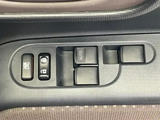 トヨタ スペイド F 岩手県 2014(平26)年 8.7万km ダークバイオレットマイカメタリック 4WD/片側パワースライドドア　/横滑り防止装置/寒冷地仕様/HIDヘッドランプ/純正フロアマットレス/パイオニアナビ/フルセグTV/ETC/バックカメラ/エンジンスターター/プッシュスタート/スペアキー/オートライト