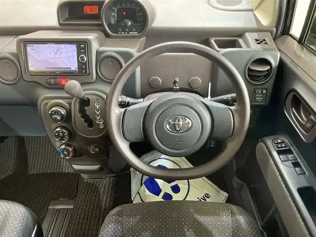トヨタ スペイド F 岩手県 2014(平26)年 8.7万km ダークバイオレットマイカメタリック 4WD/片側パワースライドドア　/横滑り防止装置/寒冷地仕様/HIDヘッドランプ/純正フロアマットレス/パイオニアナビ/フルセグTV/ETC/バックカメラ/エンジンスターター/プッシュスタート/スペアキー/オートライト