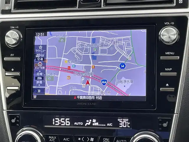 スバル アウトバック リミテッド 千葉県 2017(平29)年 7.3万km ワイルドネスグリーンM 純正８型ナビ（DIATONE SOUND）/（CD＆DVD＆AM＆FM＆Bluetooth＆フルセグTV）/アイサイト　/レーダークルーズコントロール/電動トランク　/パドルシフト　/Ｘ－ＭＯＤＥ　/ブラインドスポットモニター　/黒革シート　/シートヒーター　/ＥＴＣ　/自動防眩ルームミラー　/電動格納サイドミラー/前席パワーシート（運転席メモリー機能付き）/LEDヘッドライト/フォグランプ/前後コーナーセンサー/バックカメラ/フロントカメラ/サイドカメラ（左）/アイドリングストップ/ウィンカーミラー/ドアバイザー/プッシュスタート/ISOFIX/電動パーキングブレーキ/12Vシガーソケット/USBポート