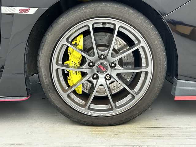 スバル ＷＲＸ ＳＴＩ STI タイプS 愛知県 2017(平29)年 4.8万km クリスタルブラックシリカ 禁煙車/ステアリング・レスポンシブ・ヘッドランプ/スバルリヤビークルディテクション/ハイビームアシスト/STIエアロパーツ（F/S.R）/純正8インチメモリナビ/CD/DVD/BT/フルセグTV/バック/サイド/フロントモニター/アイサイト/ハーフレザーシート/シートヒーター(D/N)/パワーシート（D/N)/革巻きステアリング/ステアリングリモコン/ドライブレコーダー前後/ビルトインETC/LEDヘッドライト/オートライト/フォグランプ/純正STI18インチアルミホイール