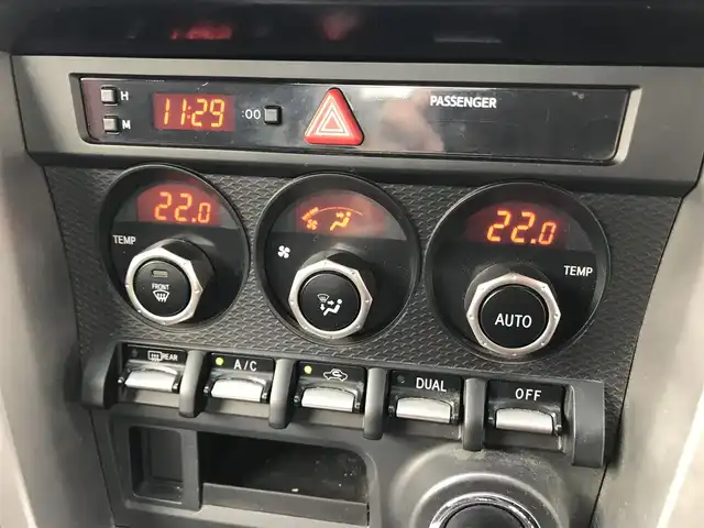 トヨタ ８６ GT 栃木県 2012(平24)年 13.4万km ライトニングレッド 株)IDOMが運営する【じしゃロン小山店】の自社ローン専用車両になります。こちらは現金またはオートローンご利用時の価格です。自社ローンご希望の方は別途その旨お申付け下さい//禁煙車/社外ワンセグナビ/（CD/AM/FMラジオ）/スマートキー/プッシュスタート/バックカメラ/ＥＴＣ/電動格納ドアミラー/パワーウインドウ/防眩ミラー/オートライト