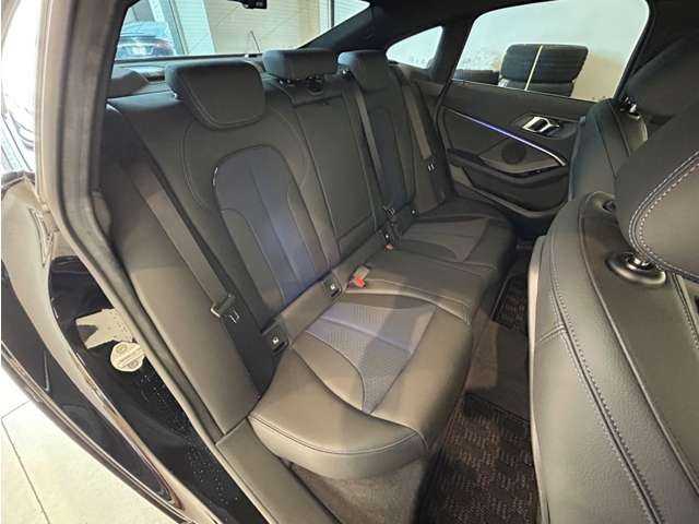 ＢＭＷ ＢＭＷ ２１８ｄ グランクーペ Mスポーツ 熊本県 2020(令2)年 0.7万km 黒 スマートキー /プッシュスタート /ETC /注意喚起アシスタント/ワイヤレス充電 /速度アシスト /パーキングアシスト/LEDヘッドランプ /ハーフレザーシート/オートハイビーム