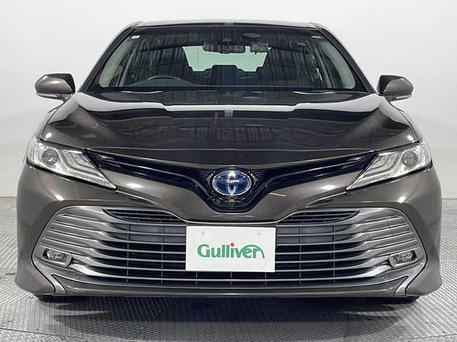 トヨタ カムリ G 広島県 2018(平30)年 4.5万km グラファイトM KENWOODナビ/バックカメラ/ブラインドスポットモニター/パワーシート(運転席)/レーダークルーズコントロール/ＥＴＣ/ドラレコ(前後)/コーナーセンサー/オートハイビーム/衝突軽減/レーンキープアシスト/踏み間違い防止/フォグランプ/エアバッグ(運転席/助手席/サイド/カーテン)/純正17インチアルミホイール(215/55/R17)