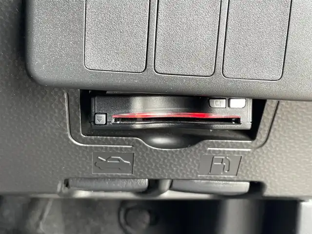 トヨタ タンク カスタムG－T 東京都 2017(平29)年 7.5万km ブラックマイカメタリック 純正SDナビ/（CD/DVD/SD/Bluetooth/フルセグTV）/・NSZT-W66T/バックカメラ/クルーズコントロール/プリクラッシュセーフティー/横滑り防止装置/両側パワースライドドア/LEDヘッドライト/LEDフォグランプ/オートライト/アイドリングストップ/ターボエンジン/前方ドライブレコーダー/ETC/純正15インチアルミホイール/純正フロアマット/ドアバイザー/スマートキー