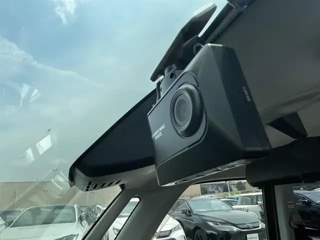 トヨタ タンク カスタムG－T 東京都 2017(平29)年 7.5万km ブラックマイカメタリック 純正SDナビ/（CD/DVD/SD/Bluetooth/フルセグTV）/・NSZT-W66T/バックカメラ/クルーズコントロール/プリクラッシュセーフティー/横滑り防止装置/両側パワースライドドア/LEDヘッドライト/LEDフォグランプ/オートライト/アイドリングストップ/ターボエンジン/前方ドライブレコーダー/ETC/純正15インチアルミホイール/純正フロアマット/ドアバイザー/スマートキー