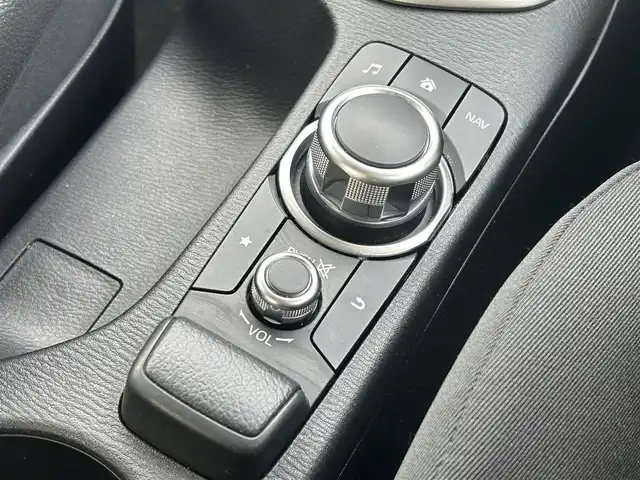 マツダ マツダ２ XD プロアクティブ 岩手県 2020(令2)年 6.2万km アークティックホワイト 4WD/スマートシティブレーキサポート/純正メモリナビ/　　Bt/USB/バックカメラ/LEDオートライト/フォグランプ/社外15インチアルミホイール/ブラインドスポットモニタリング/車線逸脱警報システム/AT誤発進抑制制御/アイドリングストップ/スマートキー/ETC