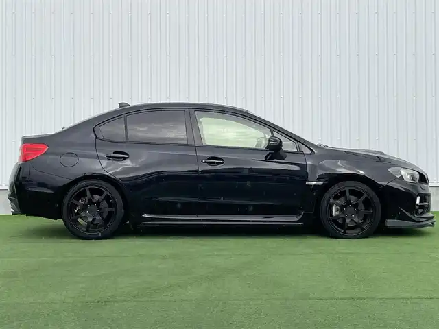 スバル ＷＲＸ Ｓ４ 2．0GT アイサイト 香川県 2015(平27)年 7万km クリスタルブラックシリカ ４ＷＤ/アイサイト/・衝突軽減ブレーキ/・レーンキープアシスト　/純正SDナビ【KXM-H700】/（フルセグTV/Bluetooth/DVD/MSV）/バックカメラ　/革巻きステアリング　/レーダークルーズコントロール/ステアリングスイッチ/前席パワーシート/パドルシフト　/デジタルインナーミラー　/電動パーキングブレーキ/ETC/STIフロントスポイラー/LEDヘッドライト/LEDフォグライト/オートライト/純正マフラー　/社外18インチアルミホイール/純正アルミホイール積み込み（スタッドレス）　/純正フロアマット/プッシュスタート/スマートキー/ISOFIX