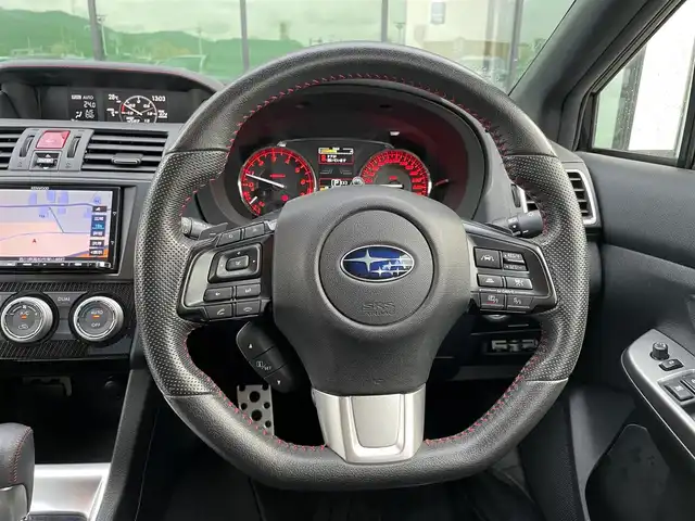 スバル ＷＲＸ Ｓ４ 2．0GT アイサイト 香川県 2015(平27)年 7万km クリスタルブラックシリカ ４ＷＤ/アイサイト/・衝突軽減ブレーキ/・レーンキープアシスト　/純正SDナビ【KXM-H700】/（フルセグTV/Bluetooth/DVD/MSV）/バックカメラ　/革巻きステアリング　/レーダークルーズコントロール/ステアリングスイッチ/前席パワーシート/パドルシフト　/デジタルインナーミラー　/電動パーキングブレーキ/ETC/STIフロントスポイラー/LEDヘッドライト/LEDフォグライト/オートライト/純正マフラー　/社外18インチアルミホイール/純正アルミホイール積み込み（スタッドレス）　/純正フロアマット/プッシュスタート/スマートキー/ISOFIX