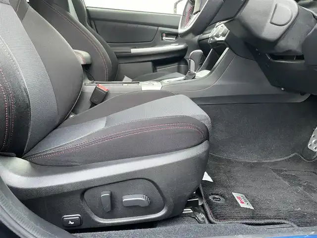 スバル ＷＲＸ Ｓ４ 2．0GT アイサイト 香川県 2015(平27)年 7万km クリスタルブラックシリカ ４ＷＤ/アイサイト/・衝突軽減ブレーキ/・レーンキープアシスト　/純正SDナビ【KXM-H700】/（フルセグTV/Bluetooth/DVD/MSV）/バックカメラ　/革巻きステアリング　/レーダークルーズコントロール/ステアリングスイッチ/前席パワーシート/パドルシフト　/デジタルインナーミラー　/電動パーキングブレーキ/ETC/STIフロントスポイラー/LEDヘッドライト/LEDフォグライト/オートライト/純正マフラー　/社外18インチアルミホイール/純正アルミホイール積み込み（スタッドレス）　/純正フロアマット/プッシュスタート/スマートキー/ISOFIX
