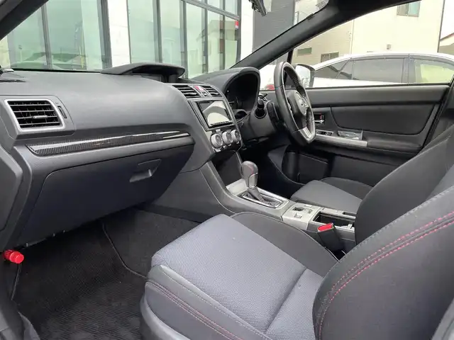 スバル ＷＲＸ Ｓ４ 2．0GT アイサイト 香川県 2015(平27)年 7万km クリスタルブラックシリカ ４ＷＤ/アイサイト/・衝突軽減ブレーキ/・レーンキープアシスト　/純正SDナビ【KXM-H700】/（フルセグTV/Bluetooth/DVD/MSV）/バックカメラ　/革巻きステアリング　/レーダークルーズコントロール/ステアリングスイッチ/前席パワーシート/パドルシフト　/デジタルインナーミラー　/電動パーキングブレーキ/ETC/STIフロントスポイラー/LEDヘッドライト/LEDフォグライト/オートライト/純正マフラー　/社外18インチアルミホイール/純正アルミホイール積み込み（スタッドレス）　/純正フロアマット/プッシュスタート/スマートキー/ISOFIX