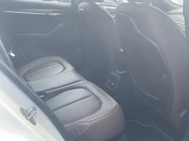 ＢＭＷ Ｘ２ xDrive20i MスポーツX 静岡県 2018(平30)年 5.3万km アルピンホワイトⅢ インテリジェントセーフティ /アドバンスドアクティブセーフティ/衝突軽減ブレーキACC/車線逸脱警告/ヘッドアップディスプレイ/harman/kardonサラウンド/モカレザーシート シートヒーター /パワーシート運転席メモリー機能/コンフォートアクセス/パワーバックドア /20インチアルミホイール/ミラー一体型DSRCETC