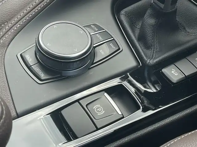 ＢＭＷ Ｘ２ xDrive20i MスポーツX 静岡県 2018(平30)年 5.3万km アルピンホワイトⅢ インテリジェントセーフティ /アドバンスドアクティブセーフティ/衝突軽減ブレーキACC/車線逸脱警告/ヘッドアップディスプレイ/harman/kardonサラウンド/モカレザーシート シートヒーター /パワーシート運転席メモリー機能/コンフォートアクセス/パワーバックドア /20インチアルミホイール/ミラー一体型DSRCETC