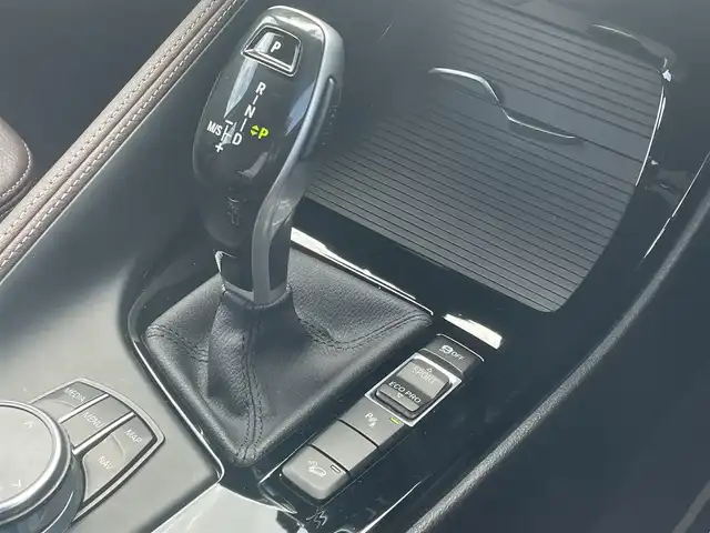 ＢＭＷ Ｘ２ xDrive20i MスポーツX 静岡県 2018(平30)年 5.3万km アルピンホワイトⅢ インテリジェントセーフティ /アドバンスドアクティブセーフティ/衝突軽減ブレーキACC/車線逸脱警告/ヘッドアップディスプレイ/harman/kardonサラウンド/モカレザーシート シートヒーター /パワーシート運転席メモリー機能/コンフォートアクセス/パワーバックドア /20インチアルミホイール/ミラー一体型DSRCETC