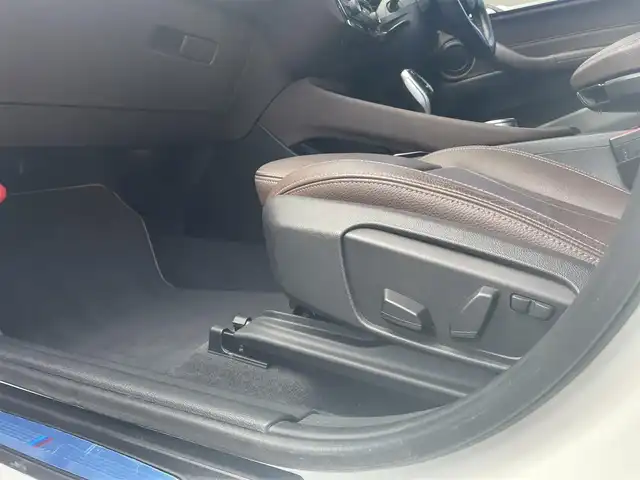 ＢＭＷ Ｘ２ xDrive20i MスポーツX 静岡県 2018(平30)年 5.3万km アルピンホワイトⅢ インテリジェントセーフティ /アドバンスドアクティブセーフティ/衝突軽減ブレーキACC/車線逸脱警告/ヘッドアップディスプレイ/harman/kardonサラウンド/モカレザーシート シートヒーター /パワーシート運転席メモリー機能/コンフォートアクセス/パワーバックドア /20インチアルミホイール/ミラー一体型DSRCETC