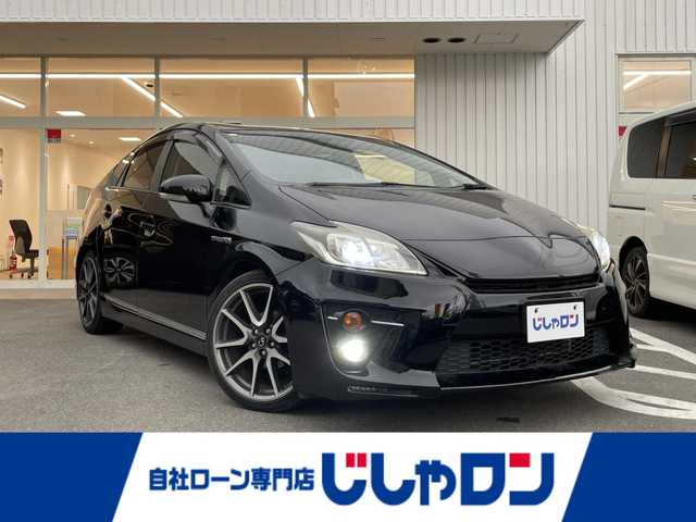 トヨタ プリウス S ツーリングセレ G’s 大阪府 2014(平26)年 9.2万km ブラック 純正ナビ【NSCP-W64】/バックカメラ/スマートキー＆プッシュスタート/HIDヘッドライト/ビルトインETC/純正G’s専用18インチアルミ/ステアリングスイッチ/社外シートカバー/リア6面スモーク貼り/取説＆保証書