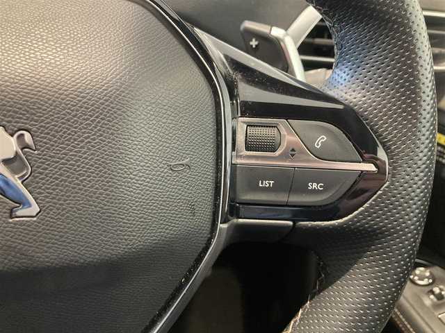 プジョー プジョー ３００８ GT ハイブリッド4 熊本県 2022(令4)年 5万km グレーⅡ ・スマートキー/・プッシュスタート/・パノラマサンルーフ /・アクティブセーフティブレーキ/・トラフィックサインインフォメーション/・疲労検知/・アダプティブライト/・パーキングアシスト/・インテリジェントハイビーム/・パークセンサー/・ブラインドスポットモニター/・レーンアシスト/・クルーズコントロール(追従式)/・ハーフレザーシート/・D席パワーシート/・前席シートヒーター /・純正ディスプレイオーディオ/　【Bluetooth・USB・AppleCarPlay・AndroidAuto】/・バックカメラ/・フロント＆左サイドカメラ/・ETC/・パワーバックドア/・LEDヘッドランプ/・純正マット