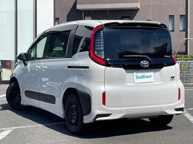 トヨタ シエンタ ハイブリッド Z 長崎県 2023(令5)年 4.3万km ホワイトパールクリスタルシャイン 純正ディスプレイオーディオ/ナビ/USB/BT/Mira cast/パノラミックビューモニター/モデリスタエアロ/両側パワースライドドア/トヨタセーフティセンス/レーダークルーズコントロール/ブラインドスポットモニター/オートマチックハイビーム/LEDヘッドライト/コーナーセンサー前後/ビルトインETC2.0