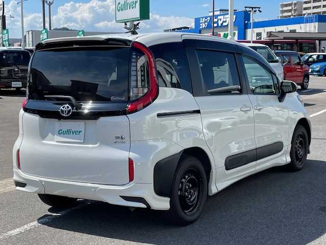 トヨタ シエンタ ハイブリッド Z 長崎県 2023(令5)年 4.3万km ホワイトパールクリスタルシャイン 純正ディスプレイオーディオ/ナビ/USB/BT/Mira cast/パノラミックビューモニター/モデリスタエアロ/両側パワースライドドア/トヨタセーフティセンス/レーダークルーズコントロール/ブラインドスポットモニター/オートマチックハイビーム/LEDヘッドライト/コーナーセンサー前後/ビルトインETC2.0