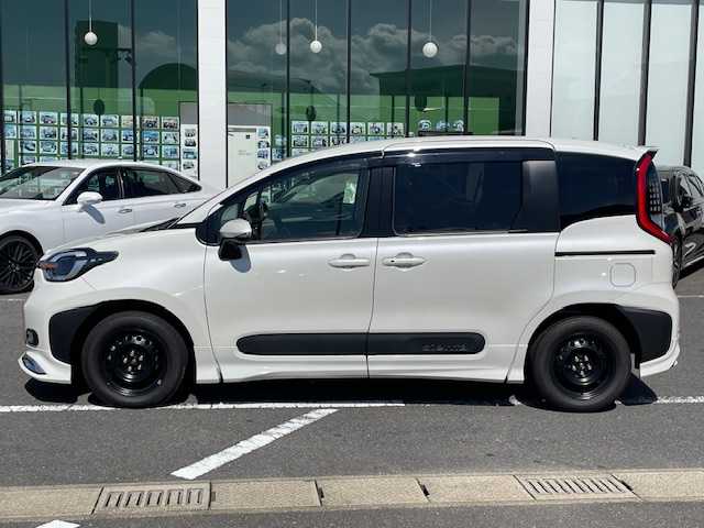 トヨタ シエンタ ハイブリッド Z 長崎県 2023(令5)年 4.3万km ホワイトパールクリスタルシャイン 純正ディスプレイオーディオ/ナビ/USB/BT/Mira cast/パノラミックビューモニター/モデリスタエアロ/両側パワースライドドア/トヨタセーフティセンス/レーダークルーズコントロール/ブラインドスポットモニター/オートマチックハイビーム/LEDヘッドライト/コーナーセンサー前後/ビルトインETC2.0