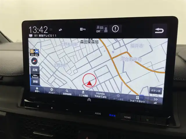 ホンダ ステップワゴン スパーダ eHEV 福井県 2022(令4)年 6.4万km プラチナホワイトパール ワンオーナー/純正11.4インチデイスプレイナビ/【AM/FM/CD/DVD/Bluetooth/フルセグTV】/バックカメラ/ETC/両側パワースライドドア/ホンダセンシング/・衝突軽減ブレーキ/・車線逸脱警報機能/・クルーズコントロール（追従有）/・レーンキープアシスト/電動リアゲート/ドライブレコーダー（前後）/ハーフレザーシート/シートヒーター（運転席/助手席）/オートライト/LEDヘッドライド/プッシュスタート/スマートキー