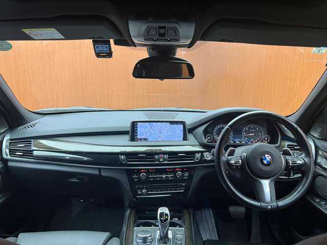 ＢＭＷ Ｘ５ xDrive 35d Mスポーツ 千葉県 2019(平31)年 3.3万km カーボンブラックM パノラマＳＲ　/リアモニター　/純正ナビ　/バックカメラ　/ＡＣＣ　/黒革　/シートヒーター　/メモリーパワーシート　/ＬＥＤヘッドライト　/オートライト　/電動リアゲート　/ドライブレコーダー　/２０インチＡＷ