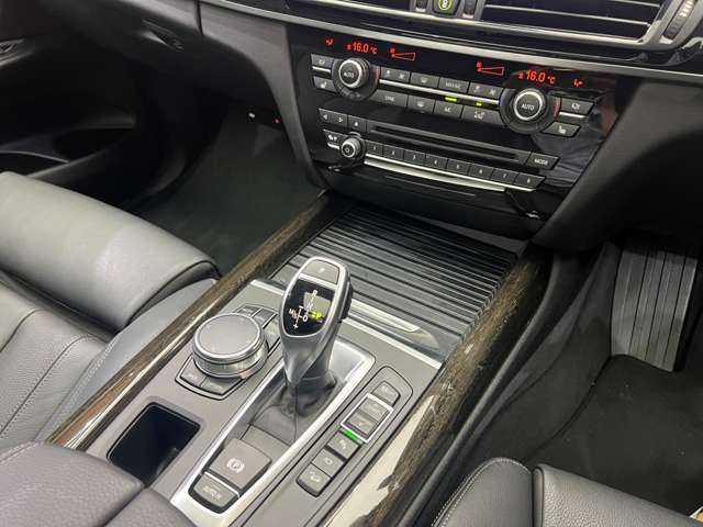 ＢＭＷ Ｘ５ xDrive 35d Mスポーツ 千葉県 2019(平31)年 3.3万km カーボンブラックM パノラマＳＲ　/リアモニター　/純正ナビ　/バックカメラ　/ＡＣＣ　/黒革　/シートヒーター　/メモリーパワーシート　/ＬＥＤヘッドライト　/オートライト　/電動リアゲート　/ドライブレコーダー　/２０インチＡＷ