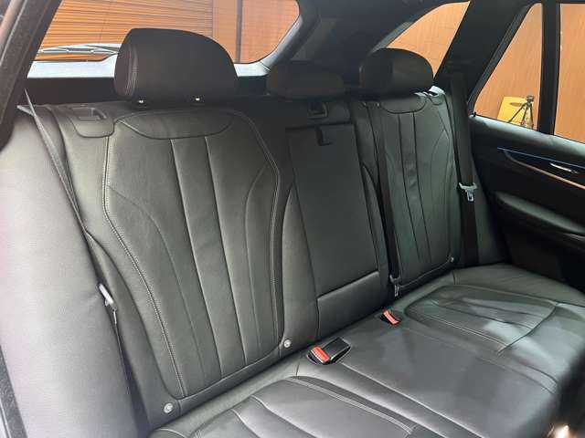 ＢＭＷ Ｘ５ xDrive 35d Mスポーツ 千葉県 2019(平31)年 3.3万km カーボンブラックM パノラマＳＲ　/リアモニター　/純正ナビ　/バックカメラ　/ＡＣＣ　/黒革　/シートヒーター　/メモリーパワーシート　/ＬＥＤヘッドライト　/オートライト　/電動リアゲート　/ドライブレコーダー　/２０インチＡＷ