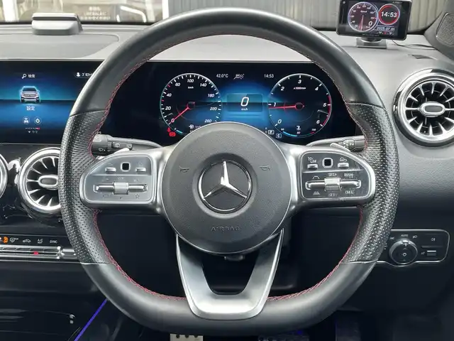 メルセデス・ベンツ ＧＬＢ２００ｄ AMGライン 福岡県 2021(令3)年 3.9万km イリジウムシルバー レーダーセーフティパッケージ/アダプティブクルーズコントロール/ブラインドスポットモニター/レーンキープアシスト/アクティブセーフティブレーキ/ハーフレザーシート/前席シートヒーター/純正ナビ/Applecarplay/androidauto/全方位カメラ/フルセグTV/Bluetooth/ワイヤレス充電/パワーバックドア/LEDヘッドライト/オートハイビーム/前後ドライブレコーダー/純正19インチアルミホイール/ETC2.0/取扱説明書/保証書/スペアキー×1