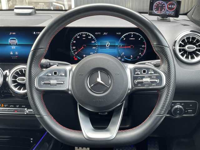 メルセデス・ベンツ ＧＬＢ２００ｄ AMGライン 福岡県 2021(令3)年 3.9万km イリジウムシルバー レーダーセーフティパッケージ/アダプティブクルーズコントロール/ブラインドスポットモニター/レーンキープアシスト/アクティブセーフティブレーキ/ハーフレザーシート/前席シートヒーター/純正ナビ/Applecarplay/androidauto/全方位カメラ/フルセグTV/Bluetooth/ワイヤレス充電/パワーバックドア/LEDヘッドライト/オートハイビーム/前後ドライブレコーダー/純正19インチアルミホイール/ETC2.0/取扱説明書/保証書/スペアキー×1