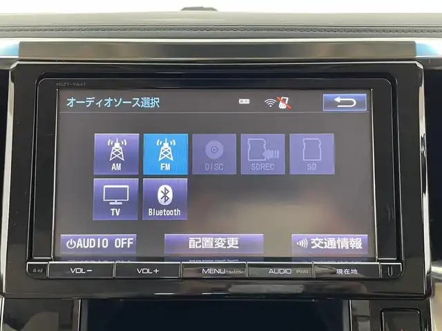 トヨタ アルファード X 大分県 2015(平27)年 7.7万km ホワイトパールクリスタルシャイン 純正SDナビ/(フルセグ/CD/DVD/BT)/片側パワースライドドア/バックカメラ/ビルトインETC/前方ドライブレコーダー/オートライト/電動パーキングブレーキ/ステアリングスイッチ/アイドリングストップ/スマートキー/プッシュスタート/スペアキー/MTモード付きAT
