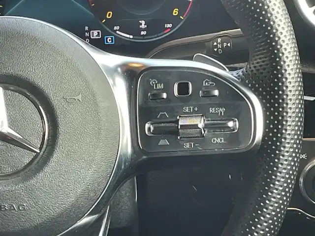 メルセデス・ベンツ Ａ２００ｄ AMGライン 高知県 2020(令2)年 5.5万km コスモスブラック レーダーセーフティパッケージ/　・ブレーキアシスト/　・ブラインドスポットアシスト/　・レーンキーピングアシスト/ナビゲーションパッケージ/純正ナビ/　【AM/FM/フルセグTV/Bluetooth】/バックカメラ/ハーフレザーシート/D/N席パワーシート/シートヒーター/前後純正ドライブレコーダー