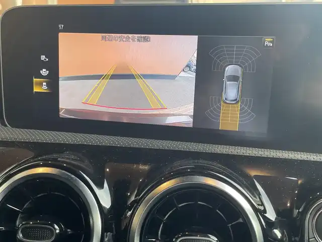 メルセデス・ベンツ Ａ２００ｄ AMGライン 高知県 2020(令2)年 5.5万km コスモスブラック レーダーセーフティパッケージ/　・ブレーキアシスト/　・ブラインドスポットアシスト/　・レーンキーピングアシスト/ナビゲーションパッケージ/純正ナビ/　【AM/FM/フルセグTV/Bluetooth】/バックカメラ/ハーフレザーシート/D/N席パワーシート/シートヒーター/前後純正ドライブレコーダー