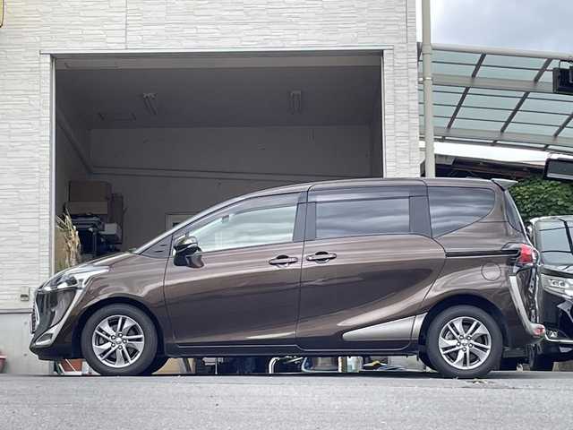 トヨタ シエンタ ファンベースG 大分県 2018(平30)年 3.5万km ヴィンテージブラウンパールクリスタルシャイン ワンオーナー /全方位カメラ/両側パワースライドドア /純正15インチアルミホイール/社外ナビ/フルセグTV/Bluetooth/純正LEDヘッドライト/オートライト/オートマチックハイビーム/シートヒーター/ハンドルヒーター/衝突被害軽減ブレーキ/横滑り防止装置/スマートキー/スペアキー